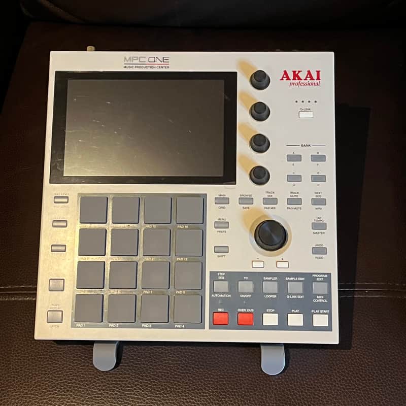 Akai MPC One Standalone MIDI Sequencer Retro Edition 2021 - Present - Grey image 1