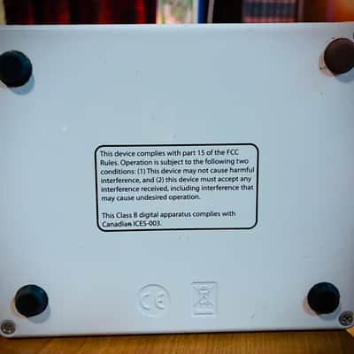 Electro-Harmonix POG2 Polyphonic Octave Generator 2009 - Present - Red / White image 3