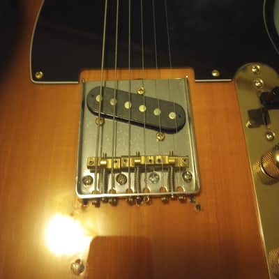 Squier Affinity Telecaster 2011 - Sunburst image 5