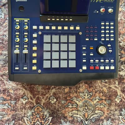 Akai MPC4000 Music Production Center 2002 - 2007 - Blue