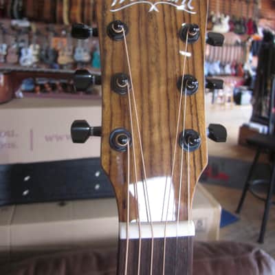 Washburn Bella Tono Studio S9V Vite Acoustic Electric Guitar BTS9VCECH-D-U - Spruce/Walnut image 5