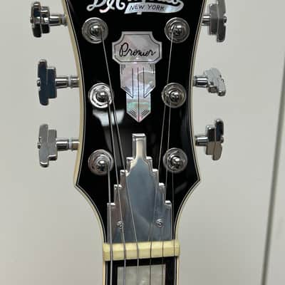 D'Angelico Premier Series Bedford SH Limited Edition Guitar with Tremolo - Shell Pink image 3