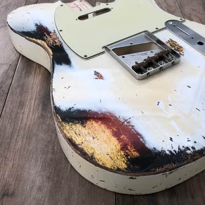 FRANCHIN Mars guitar body Heavy Relic Aged Olympic White over 3-Color Sunburst 100% Nitro Lacquer SS Poplar Telecaster-Tele-T-Style Made in Italy - Stock piece #22360826 image 5
