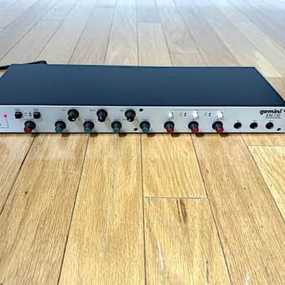 Gemini KM-130 Karaoke Rack Mount Mixer w/ Power Cable , Very Good Condition image 1