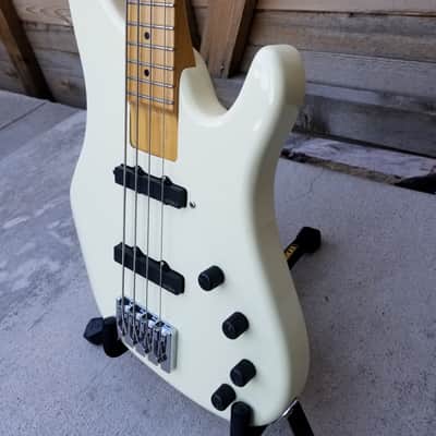 G. Gould (Modulus) USA GGj4 Maple Neck 4 String Jazz EMG 9v Bass Guitar White & Gator Deluxe Case image 6