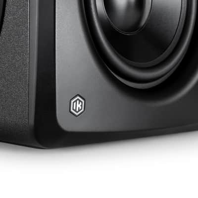 IK Multimedia iLoud Sub Compact Subwoofer with ARC Correction - Single image 9