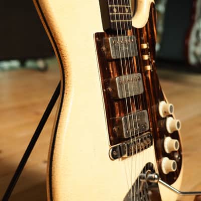 Höfner 173 white vinyl from the 1960s image 9