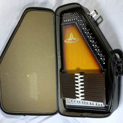 Vintage 1978 Rhythm Band 15-Chord 'ChromAharp' Autoharp with Chipboard Case image 1