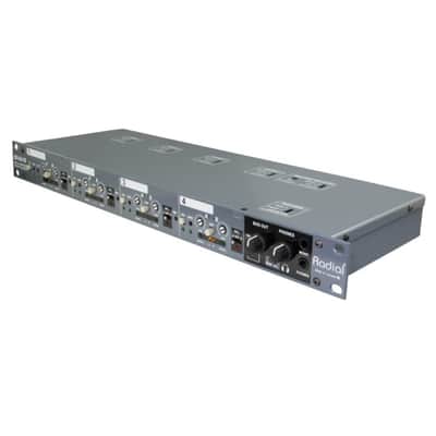 Radial SW4 4-channel Balanced Audio Switcher image 1
