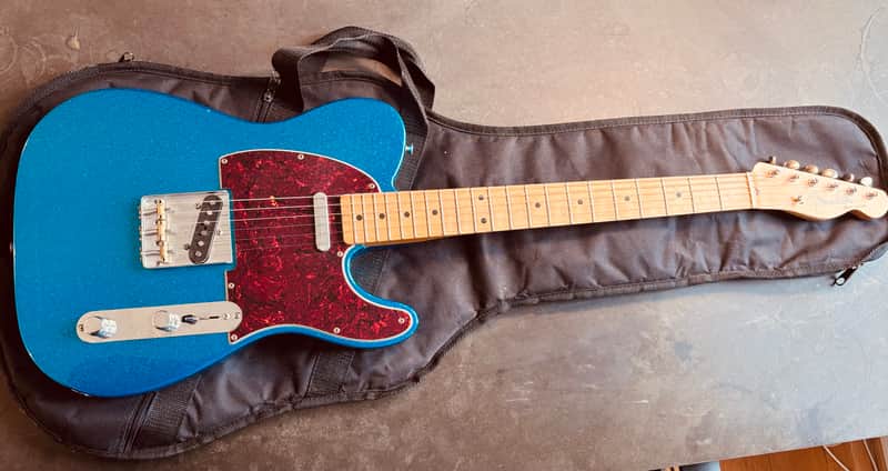 Fender J Mascis Signature Telecaster 2021 - Present - Bottle Rocket Blue Flake image 1