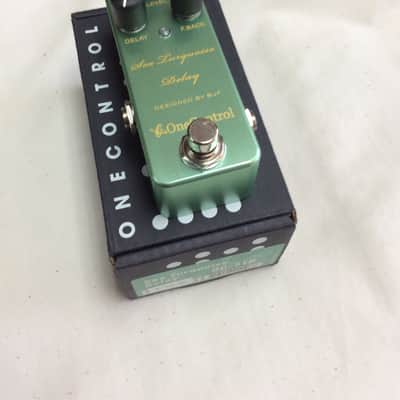 One Control Sea Turquoise Delay | Reverb