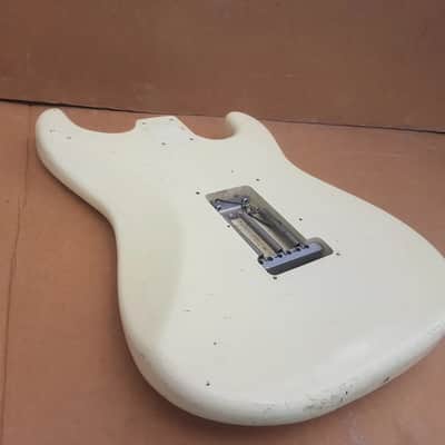 1986 FENDER STRATOCASTER BODY - LEFT HAND - RELIC image 5