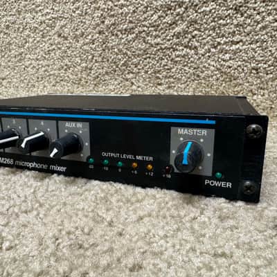 Shure SCM268 A 4-Channel Mic Microphone Mixer image 3