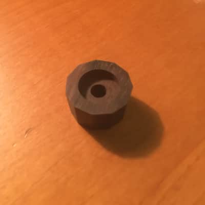 Guilford Guilford Brazilian Rosewood 11 sided Facet Cut Tapered knob for volume/ tone - 6mm bore. image 2