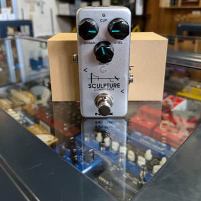 NUX Sculpture Compressor Pedal w/Box (Used) image 1