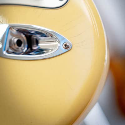 Suhr Classic S Antique SSS Vintage Yellow image 12