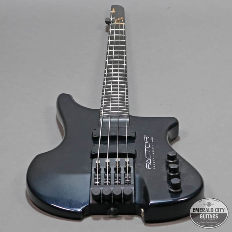 2008 Philip Kubicki Factor Bass