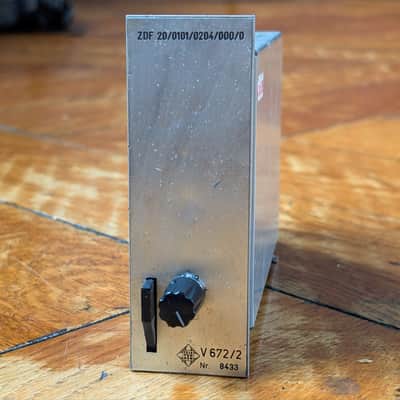 With audio demo: Vintage Telefunken V672/2 mic preamp - variable gain 30 .. 60 dB - plug & play - fully recapped image 2
