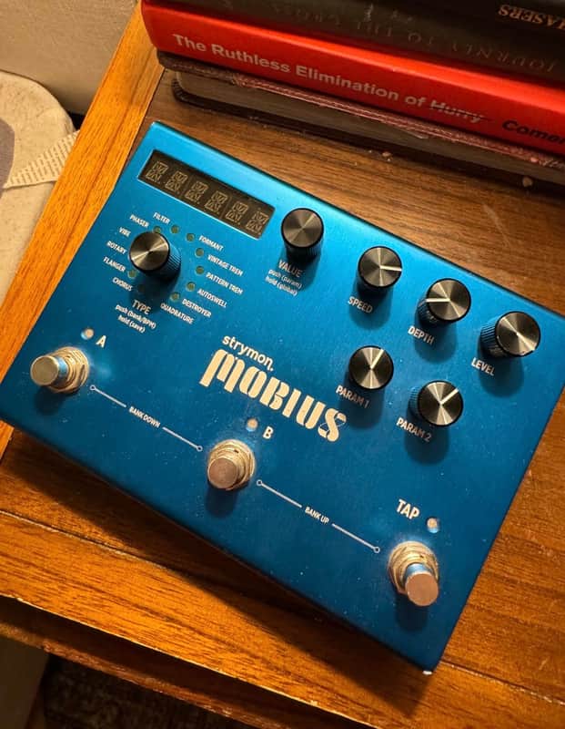 Strymon Mobius