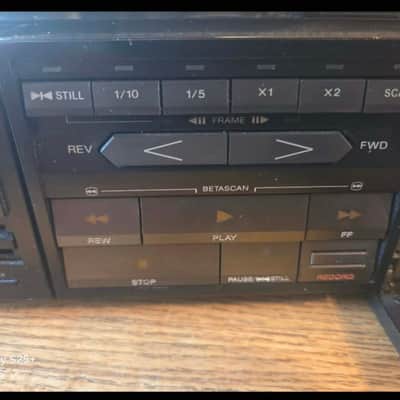 Sony Hf-750 Betamax image 2