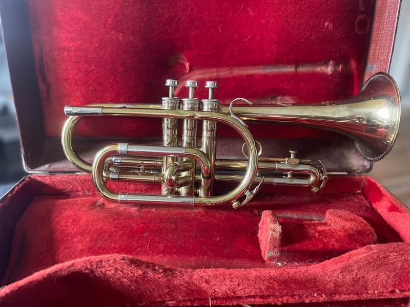 King Cleveland Superior Cornet 1950's Lacquered Brass image 1