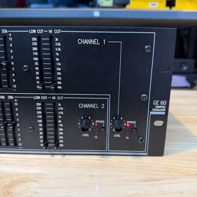 RANE graphic equalizer Model GE-60, 1/3 Octave Stereo EQ | Reverb