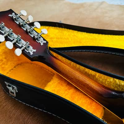 VINTAGE & RARE! 70's The Kasuga M-18 Mandolin in OHSC! image 9