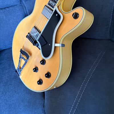 Sam Koontz 17” Archtop no sound holes very rare 1970’s image 4