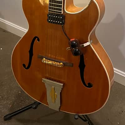 Epiphone Triumph 1945 Custom Florentine Cutaway Blonde image 11