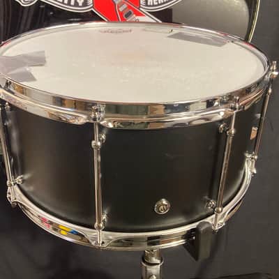 Immagine Steve Ferrone's, Tom Petty and the Heartbreakers, Beier - 7.5x15" Black Steel Snare Drum - 13
