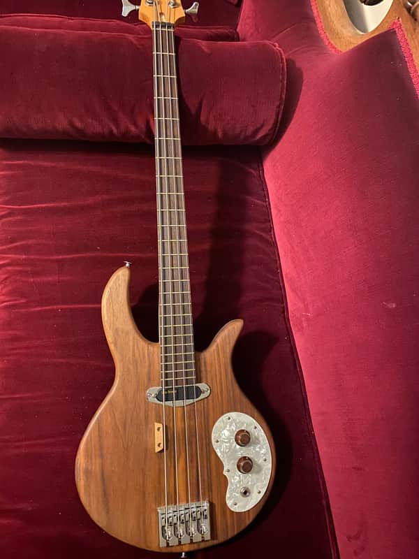 Birdsong Short Bass 2013 Natural image 1