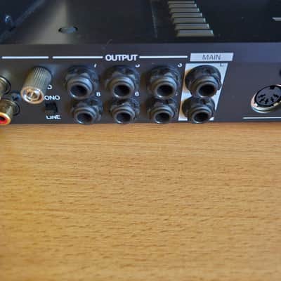 Akai MPC X Standalone Sampler image 8