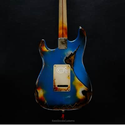 Fender Stratocaster Special Edition HSS Pelham Blue/Sunburst Heavy Aged Relic by East Gloves Customs image 18