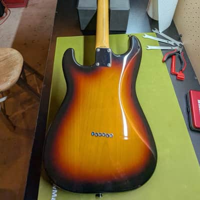 Fender Stratocaster XII 12-String - Crafted in Japan 2002-2004 - 3-Color Sunburst image 7