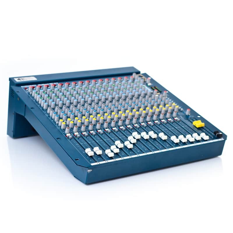 Allen & Heath MixWizard WZ3 16:2 16-Input Stereo Mixer image 2