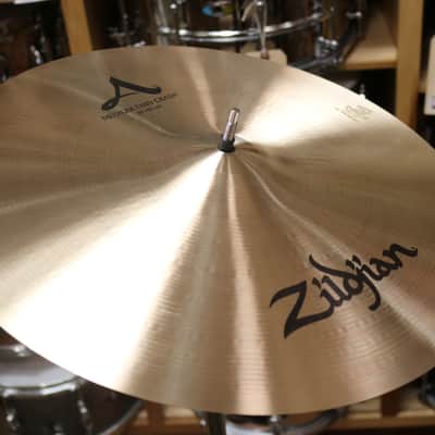 Zildjian 16" A Medium Thin Crash Cymbal image 3