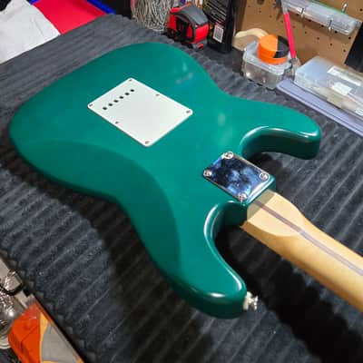 Squier Stratocaster Green and Gold Gridiron Standard Series Stratocaster 1998 image 15