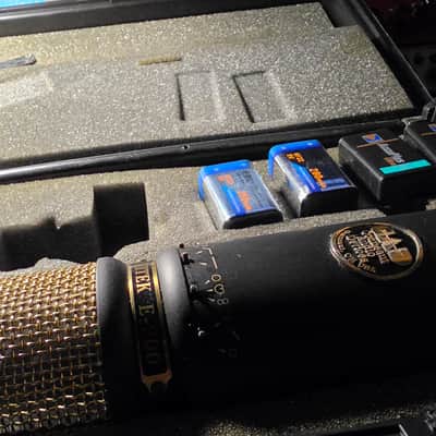 CAD Equitek E200 Large Diaphragm Multipattern Condenser Microphone 1990s - Black image 5