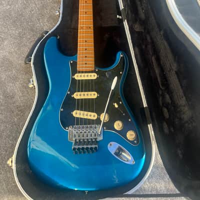 Fender Made in Japan Floyd Rose Stratocaster 1999 - Blue sparkle image 2