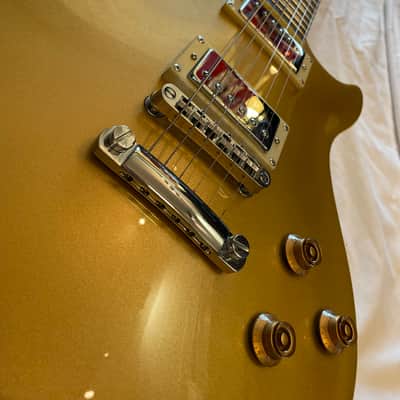 Washburn Idol WIN Series Electric Guitar, Gold Top image 6