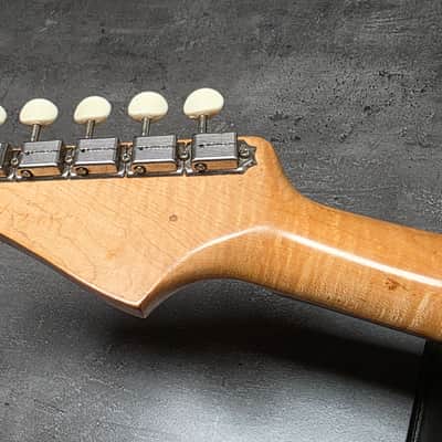 1962 Fender Musicmaster Sunburst FLAME Neck PRE-CBS Brazilian Rosewood slab board Maroon Burst American Vintage 60s 1960's USA baby stratocaster 3/4 short scale figured Music Master guitar image 9