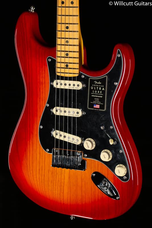 Fender American Ultra Luxe Stratocaster Maple Fingerboard Plasma Red Burst (568) image 1