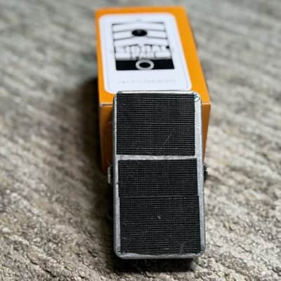 Electro-Harmonix Signal Pad Passive Attenuator 2008 - Present - Orange / Black / Gray image 3