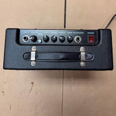 Sawtooth ST-AMP-10 10-Watt 1x6.5 Guitar Combo Amp – Tested – Great Condition – No Box image 2
