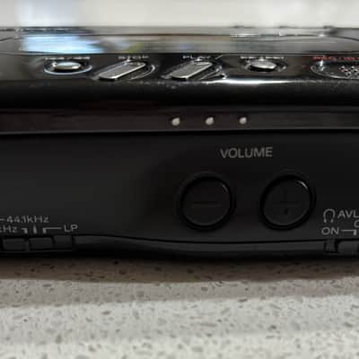 Sony DAT Walkman TCD-D8 1995 - Black image 5