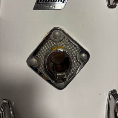 70’s Ludwig Bass Drum 24” - White Cortex image 5