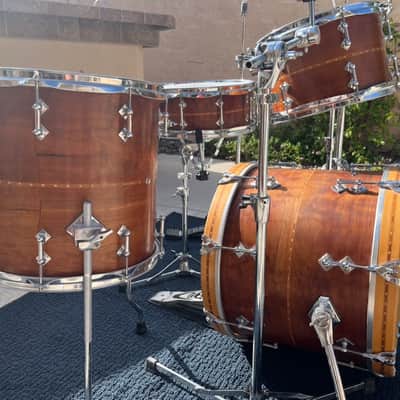 Craviotto Solid Cherry Drum Set – All drums signed by Johnny (2009) – 18/12/14 + 5.5 Snare – Collector Grade image 9
