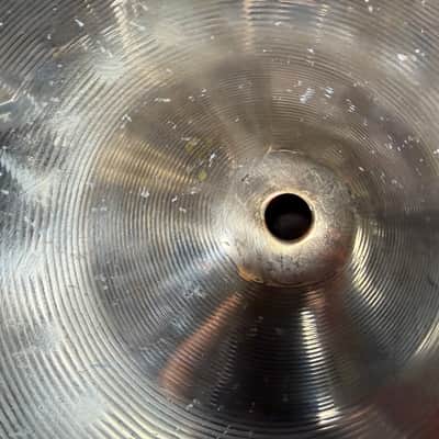 Zildjian ZBT 16" Crash Cymbal - 927 grams image 3