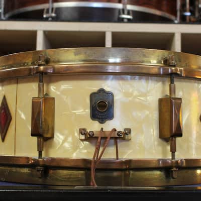1930s Leedy 5x14 Broadway Snare Drum in White Marine Pearl Full Dress image 1