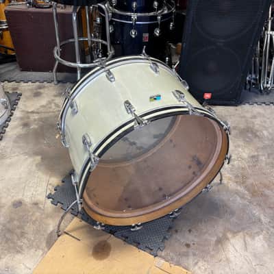 Ludwig Virgin 3 ply 70’s Silver Silk Bass Drum image 1